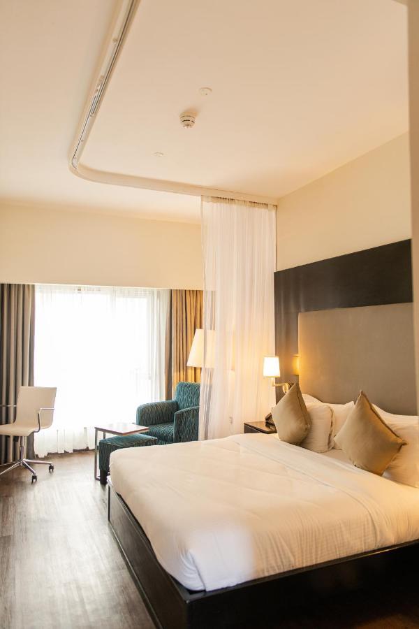 Acacia Premier Hotel Kisumu Bagian luar foto