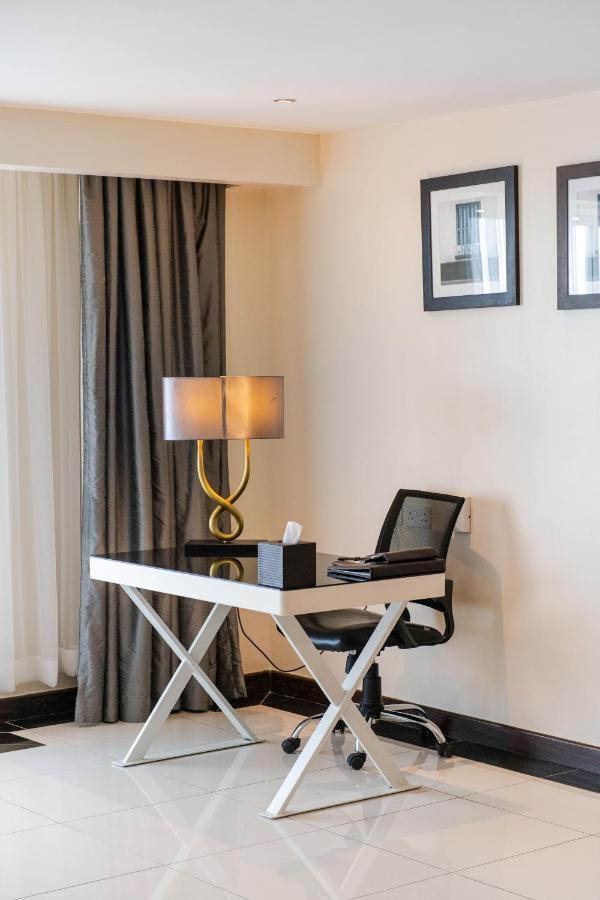 Acacia Premier Hotel Kisumu Bagian luar foto