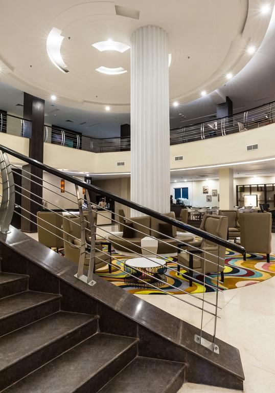 Acacia Premier Hotel Kisumu Bagian luar foto